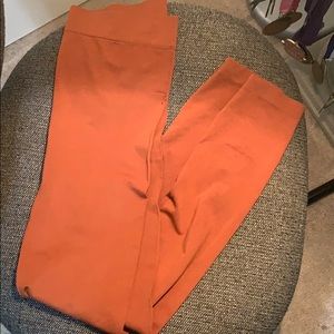 Burnt Orange Seamless/Workout Leggings
